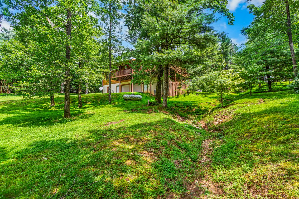 Image for Cabin For Sale in Fancy Gap, Virginia - 212 Olympus