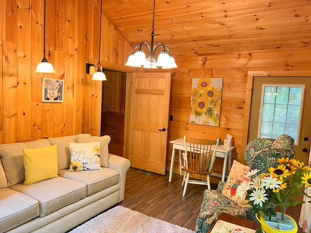Image for Home for Sale in Hillsville, Virginia - 84 Retreat