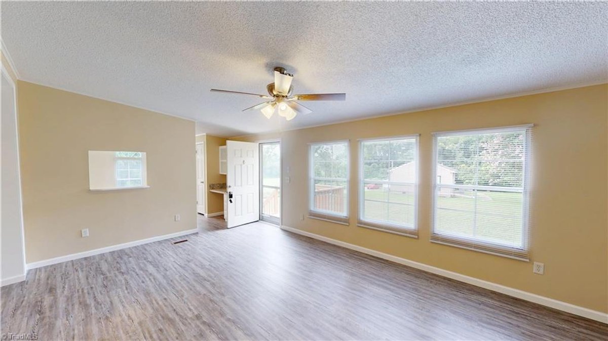 Image for Home For Sale in Mount Airy - 1122 Viewland Avenue