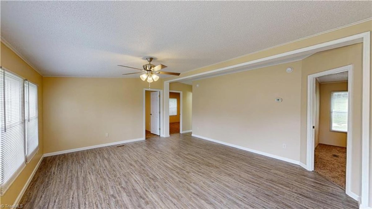 Image for Home For Sale in Mount Airy - 1122 Viewland Avenue