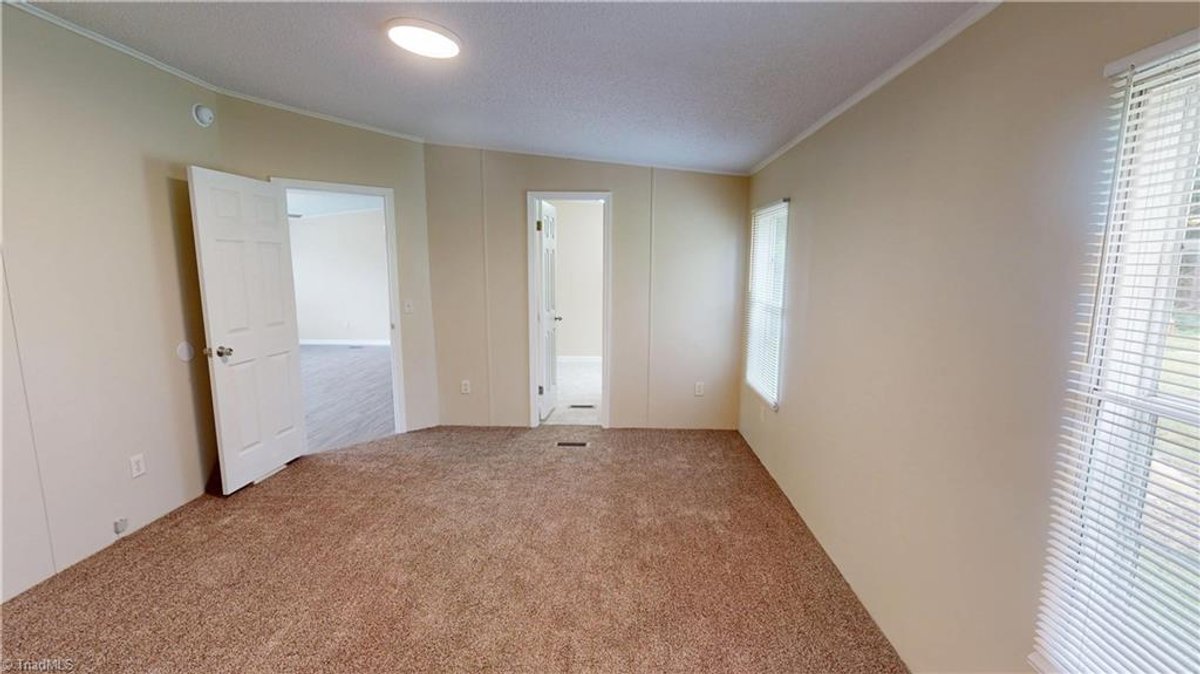 Image for Home For Sale in Mount Airy - 1122 Viewland Avenue