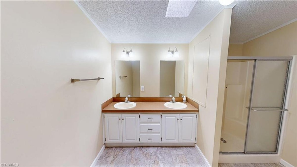 Image for Home For Sale in Mount Airy - 1122 Viewland Avenue