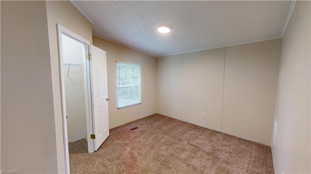 Image for Home For Sale in Mount Airy - 1122 Viewland Avenue