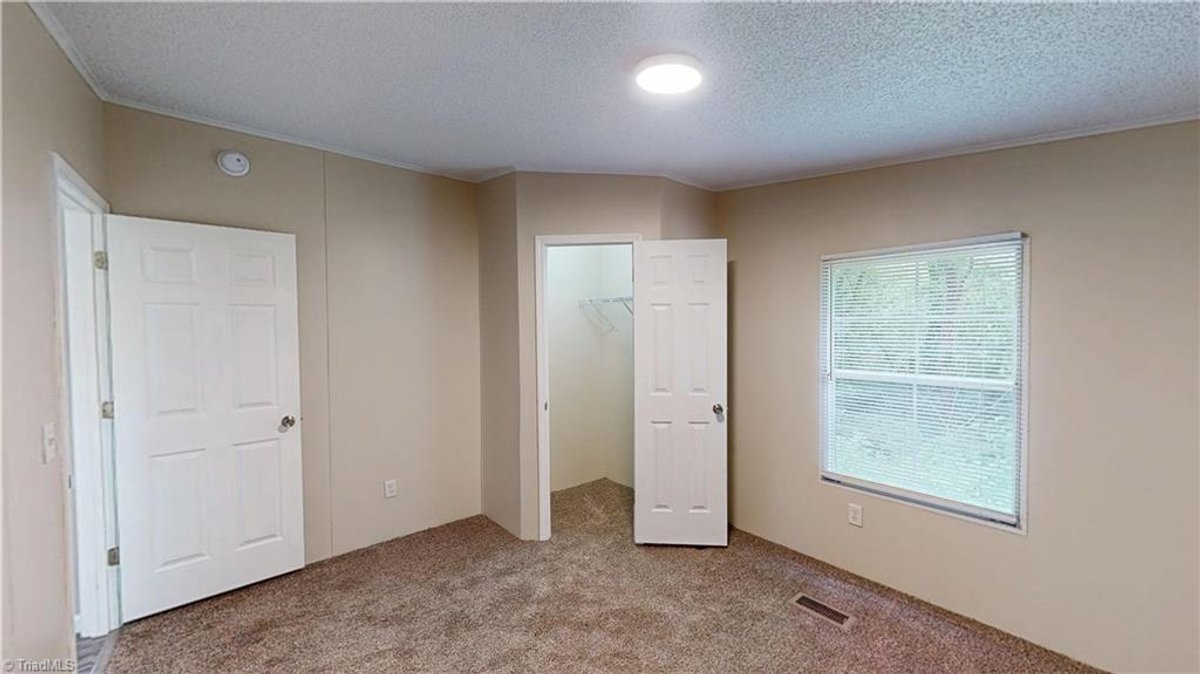 Image for Home For Sale in Mount Airy - 1122 Viewland Avenue