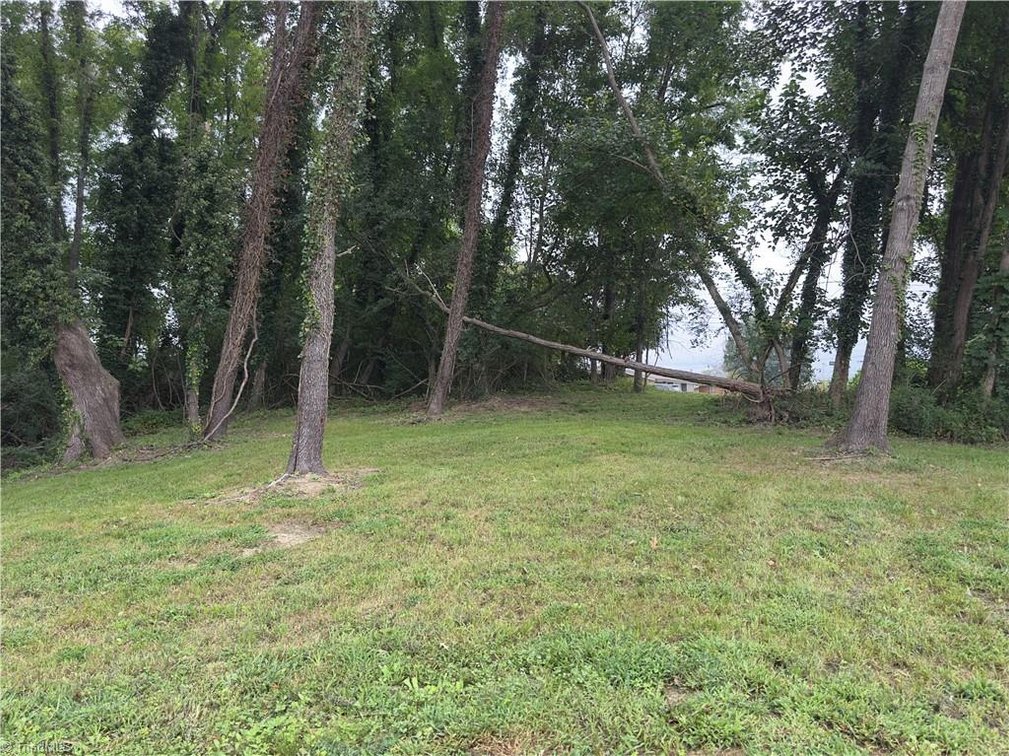 Image for Home For Sale in Mount Airy - 1122 Viewland Avenue