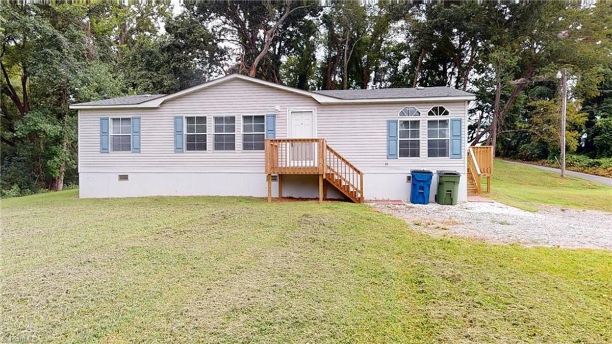 Image for Home For Sale in Mount Airy - 1122 Viewland Avenue