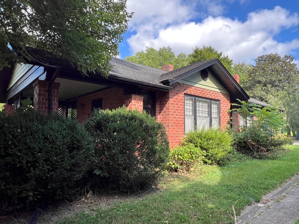 Image for Home For Sale in Mount Airy - 400 Cherry Street