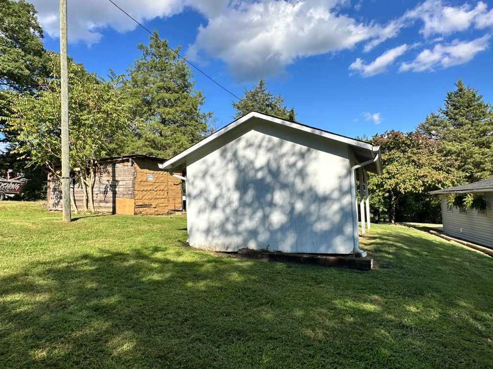 Image for Home For Sale in Siloam - 1459 Quaker Church Road