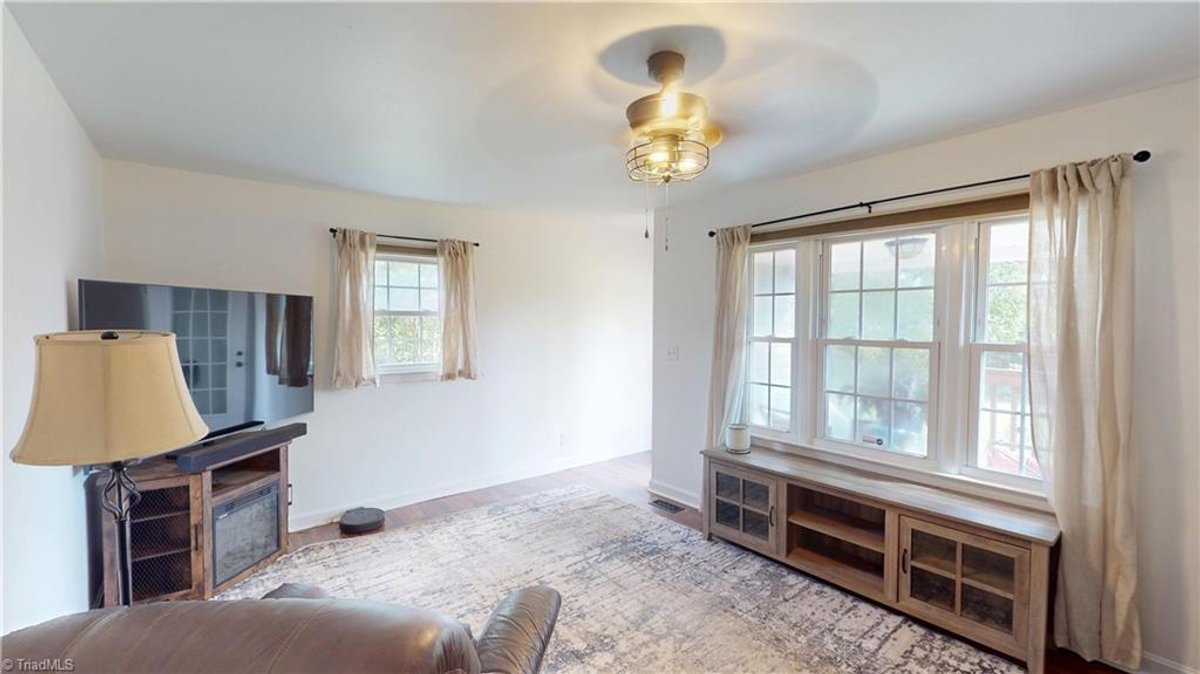 Image for Home For Sale in Siloam - 1459 Quaker Church Road
