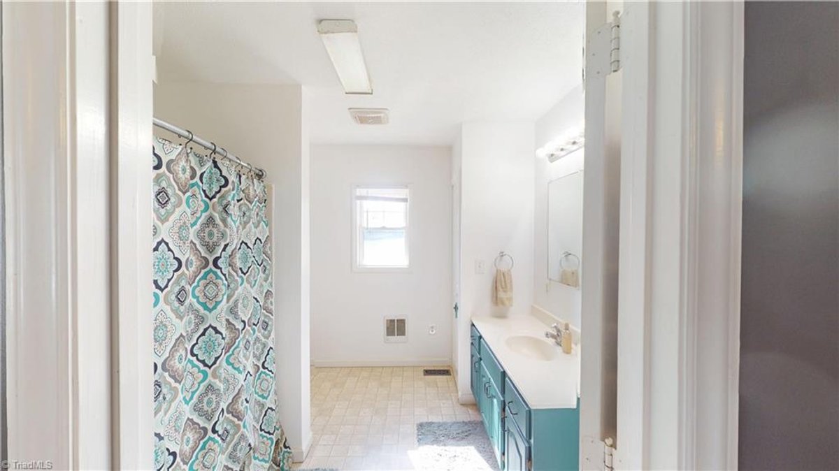 Image for Home For Sale in Siloam - 1459 Quaker Church Road