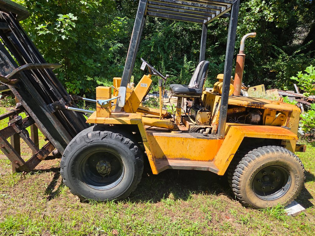 Image for Personal Property of Robert Hemmings – Vintage Engines, Tractors, Tools & Collectibles
