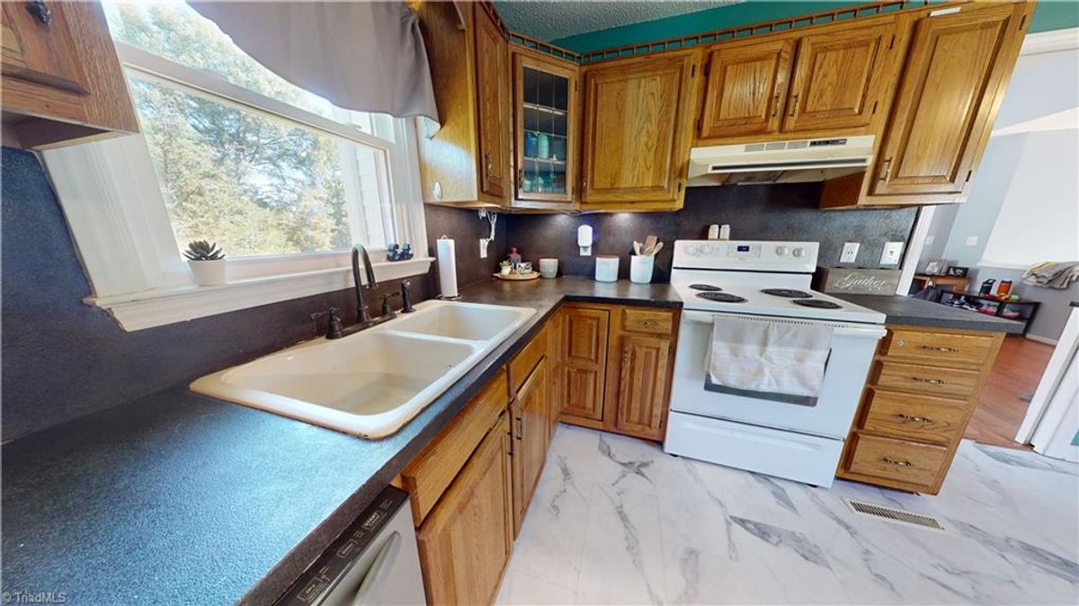 Image for Home For Sale in Pilot Mountain - 402 Lynchburg Road