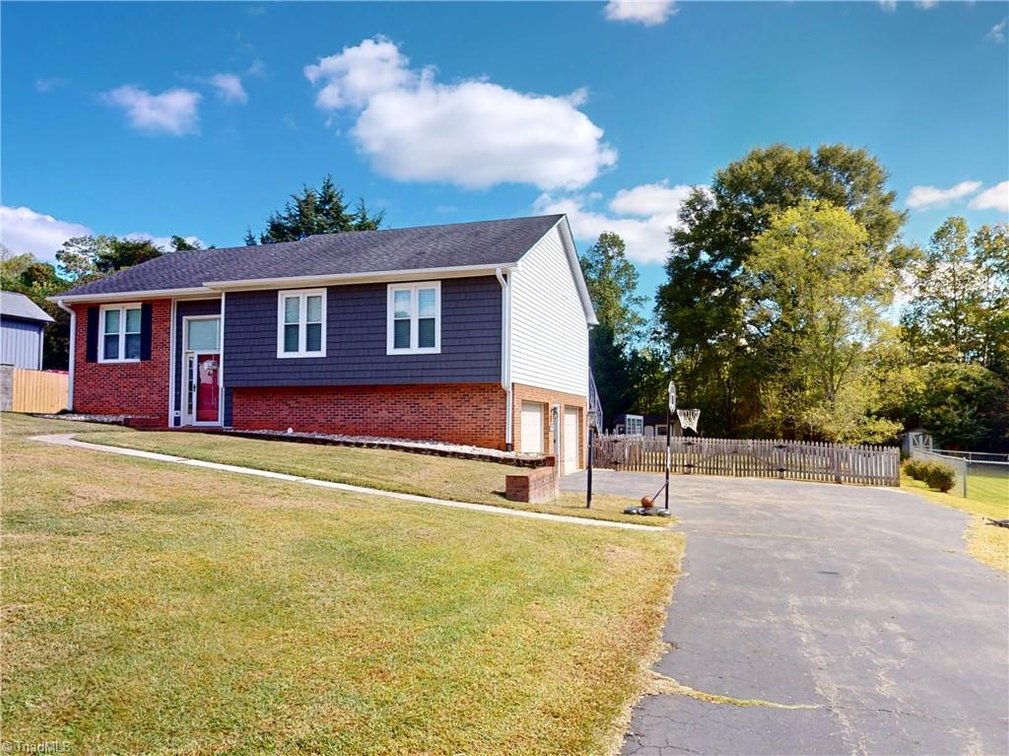 Image for Home For Sale in Pilot Mountain - 402 Lynchburg Road