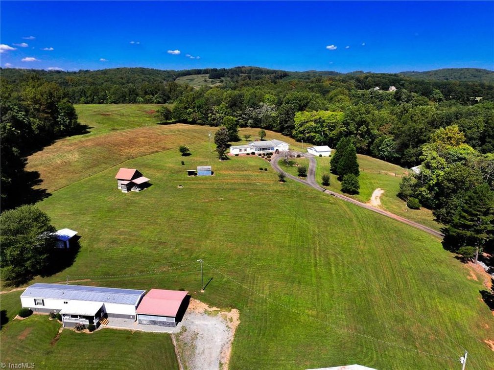Image for Home For Sale in Pilot Mountain - 182 Black Walnut Trail