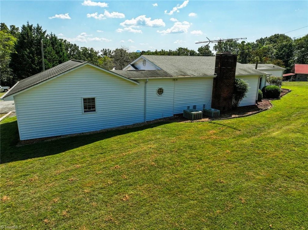 Image for Home For Sale in Pilot Mountain - 182 Black Walnut Trail