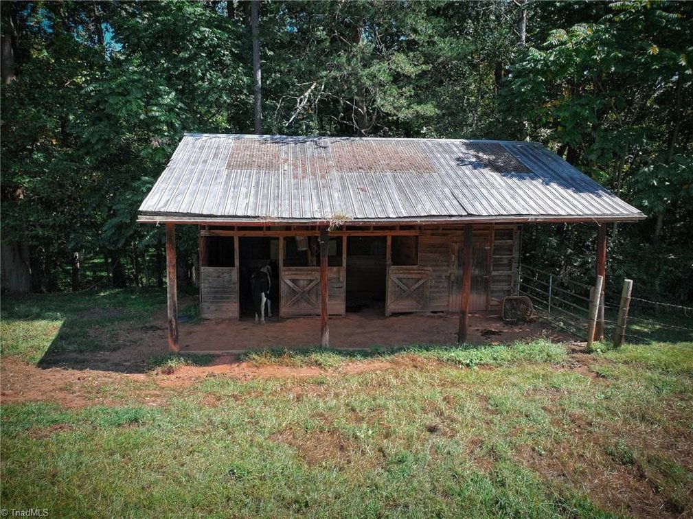 Image for Home For Sale in Pilot Mountain - 182 Black Walnut Trail