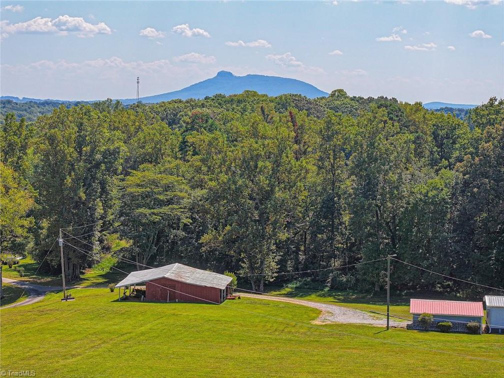 Image for Home For Sale in Pilot Mountain - 182 Black Walnut Trail