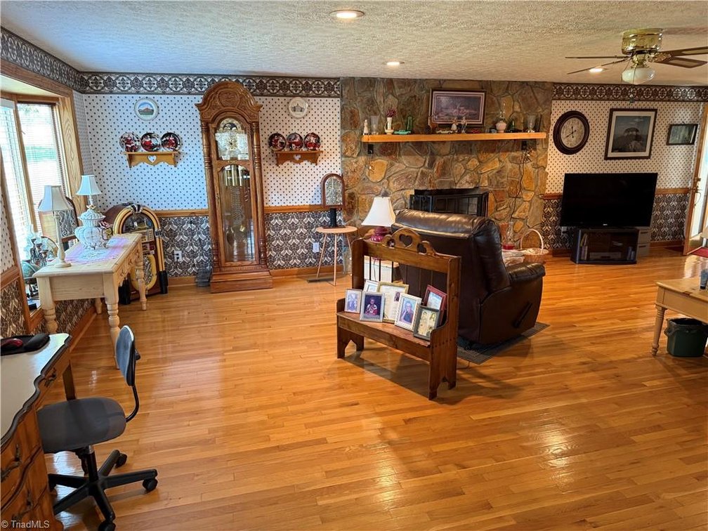 Image for Home For Sale in Pilot Mountain - 182 Black Walnut Trail