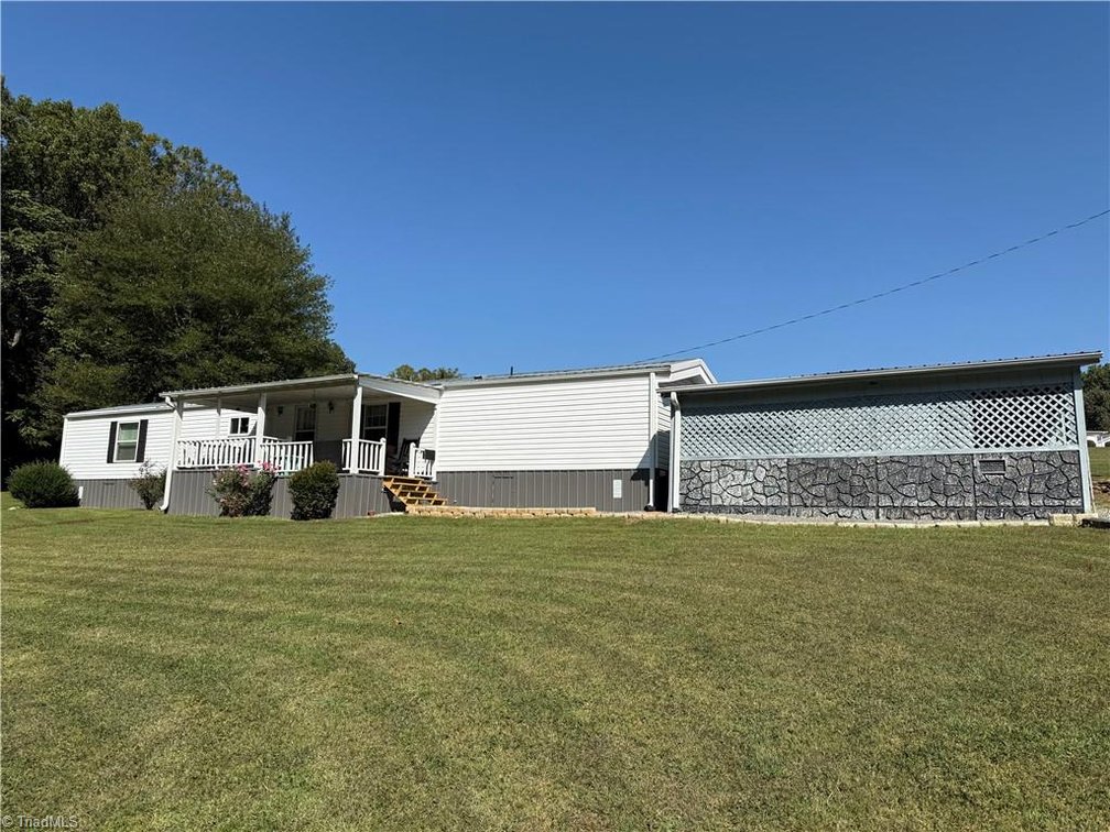 Image for Home For Sale in Pilot Mountain - 182 Black Walnut Trail