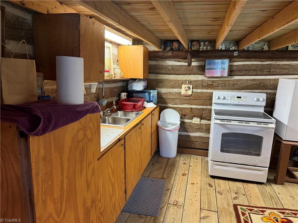 Image for Home For Sale in Pilot Mountain - 182 Black Walnut Trail