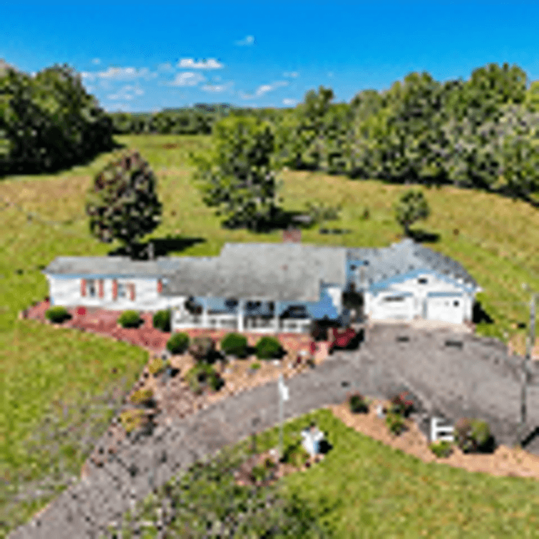 Image for Home For Sale in Pilot Mountain - 182 Black Walnut Trail