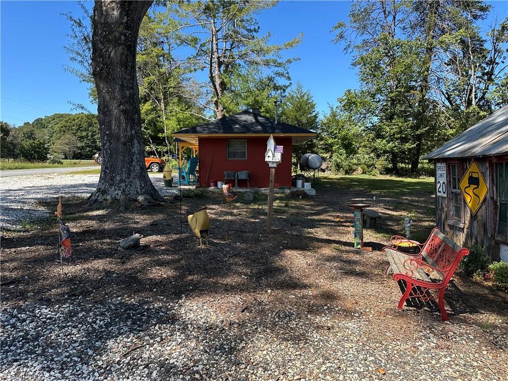 Image for Home For Sale in Dobson - 4797 Rockford Road