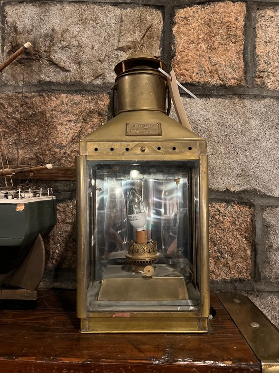 Brass cabin light