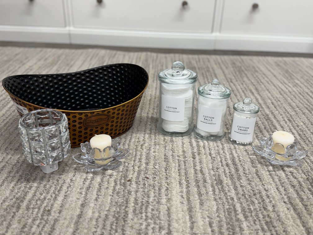 Canisters and candleholders
