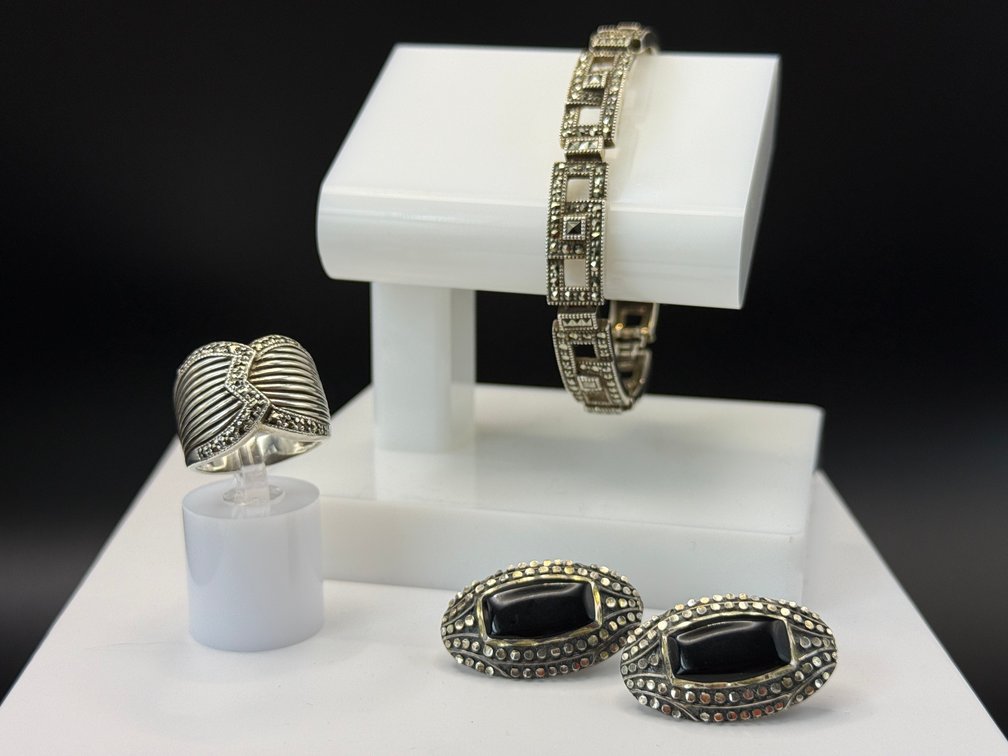 Vintage sterling jewelry set
