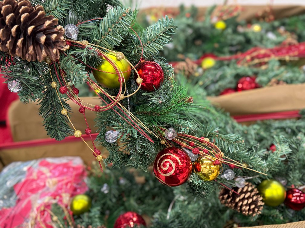 3 sets of lighted garland and bags