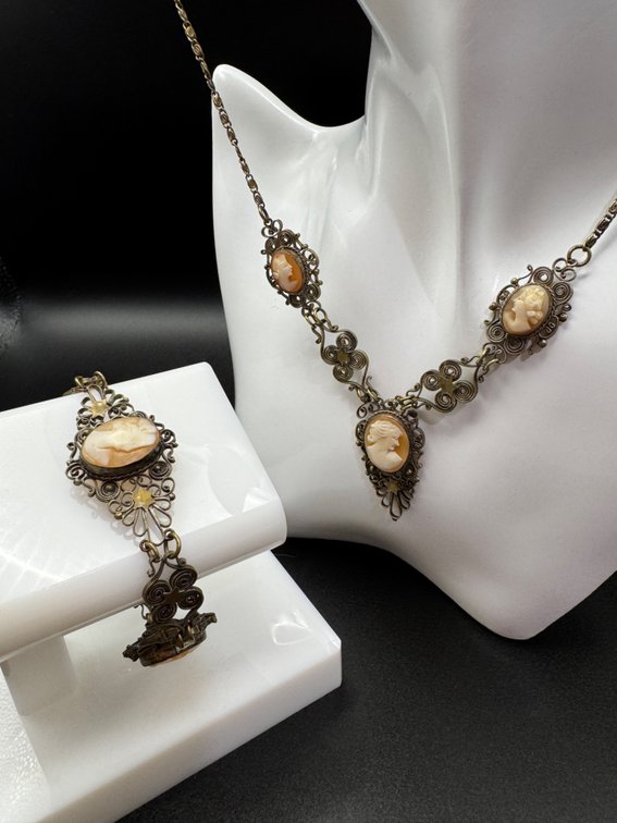 Cameo necklace and bracelet