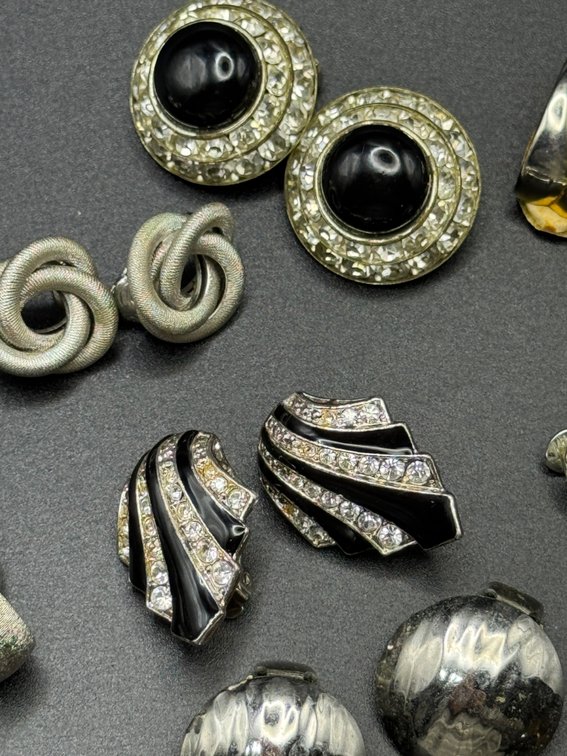 Vintage clip on earrings