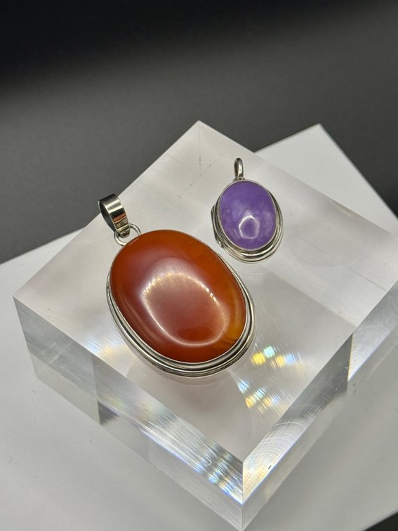 Cornelian pendant & locket