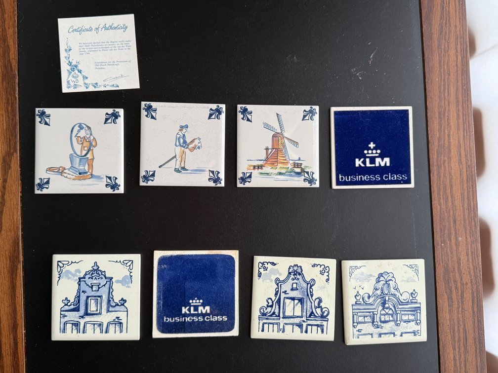 KLM business class Delft blue tiles