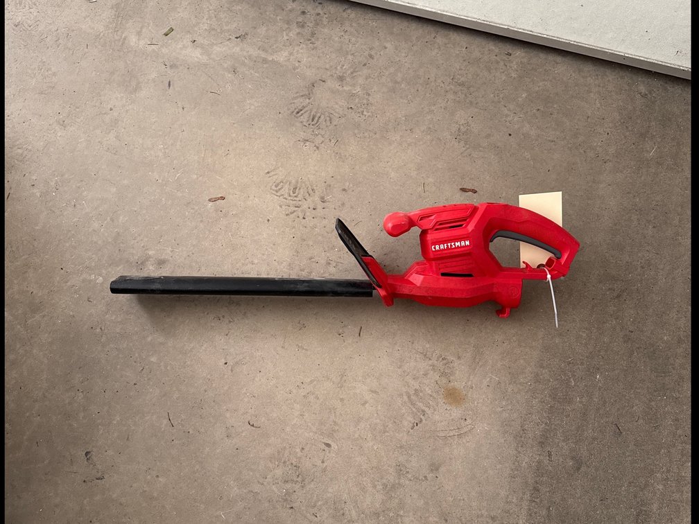 Electric hedge trimmer TESTED