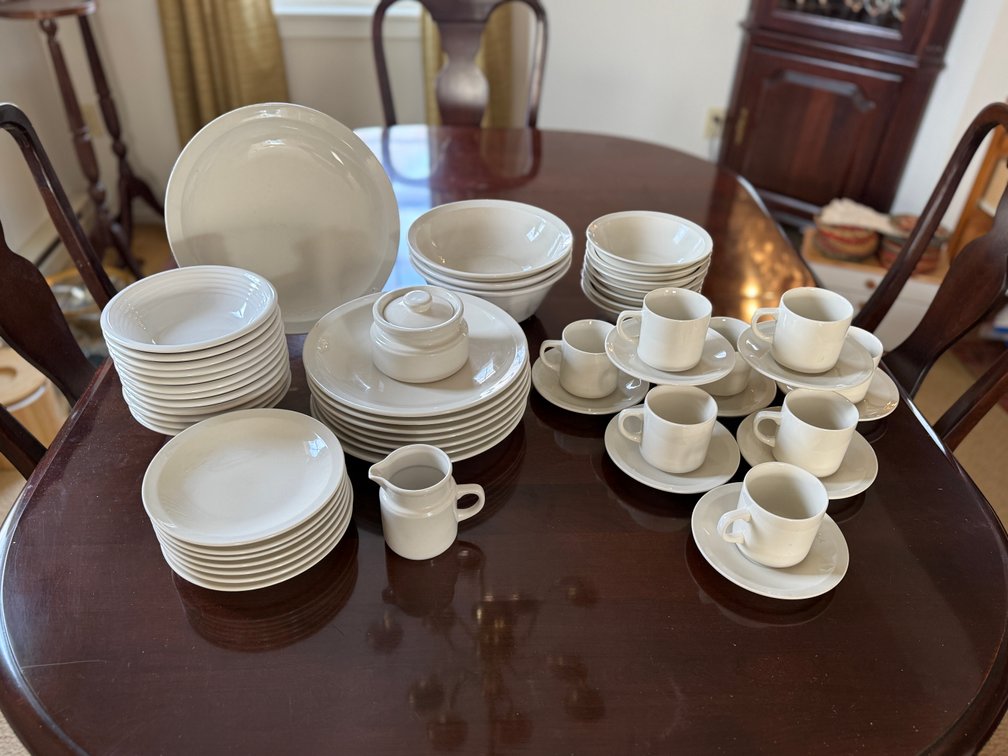 White dishware set