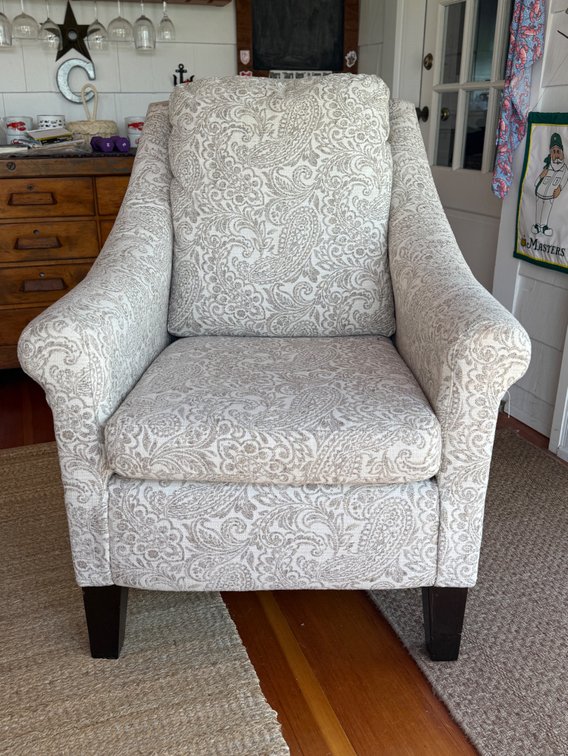 Cream & tan accent chair