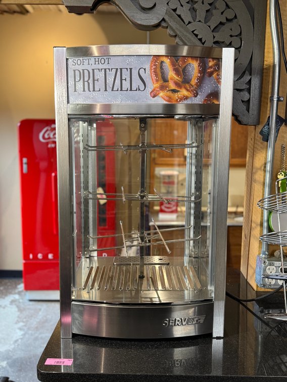 Pretzel or pizza rotating hot display, TESTED