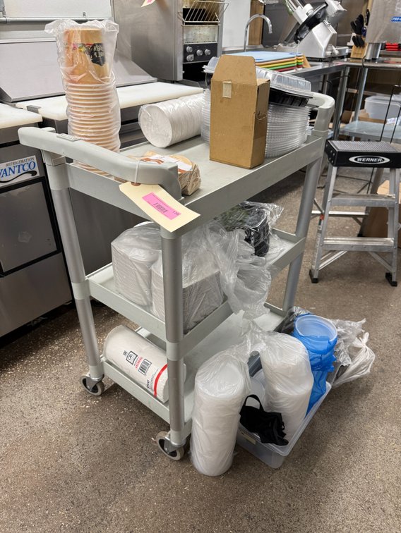 Cambro bus cart
