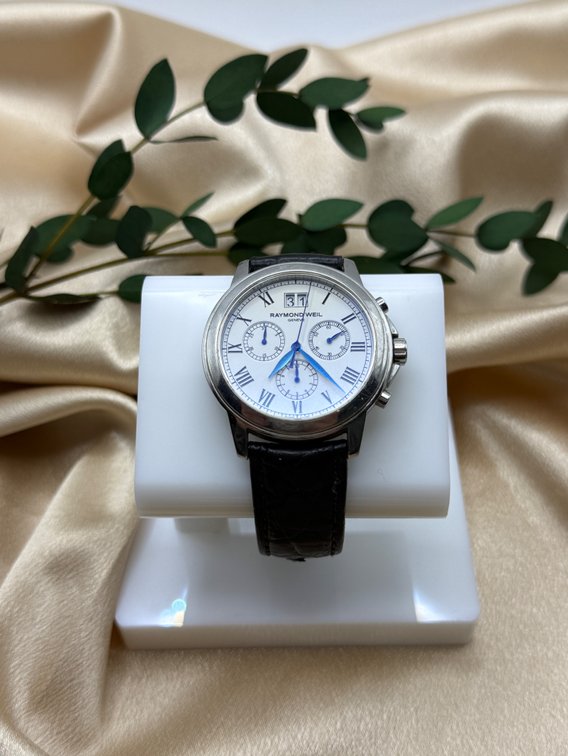 Raymond Weil Genève Parsifal Watch
