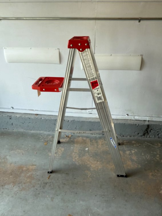 4' Werner step ladder