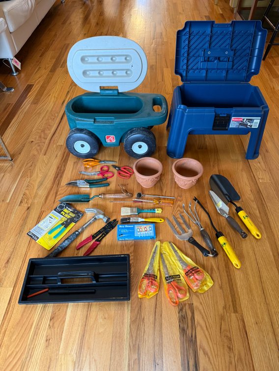 Gardeners rolling cart & tools