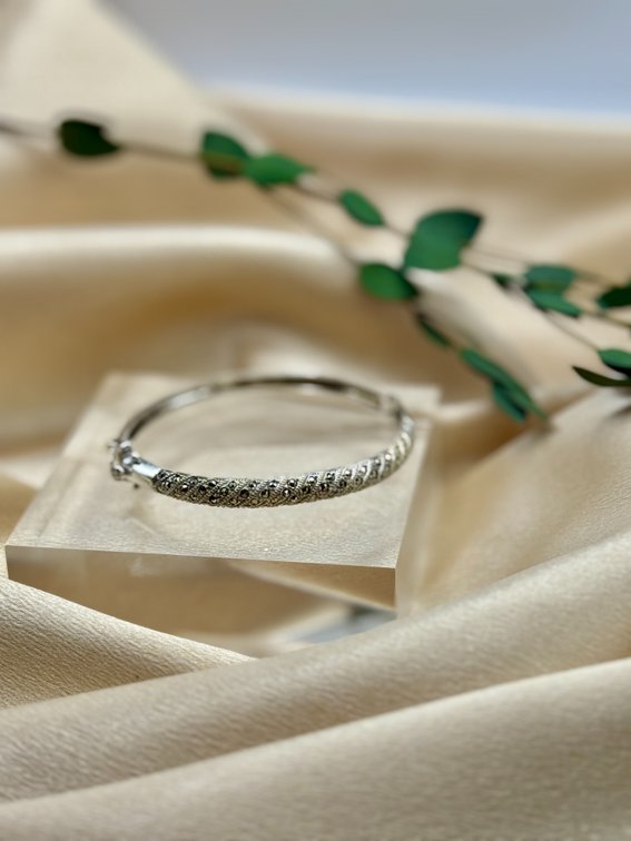 Sterling silver bracelet with marcasites