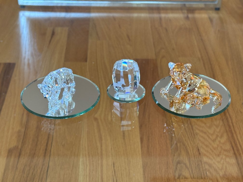 3 Swarovski figurines
