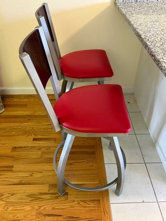 2 counter stools