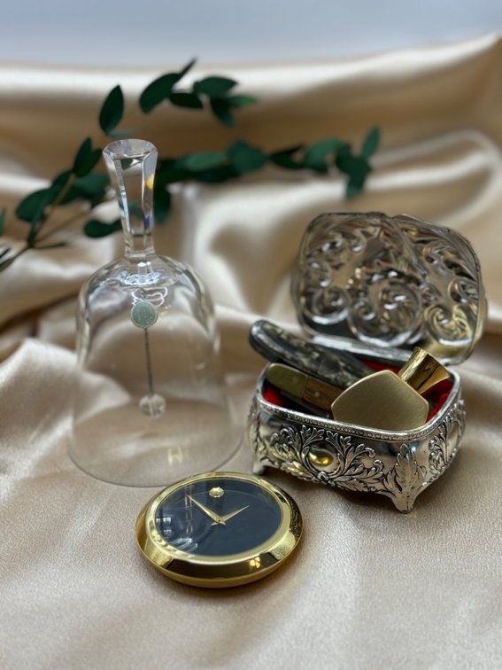 Tiffany crystal, Movado