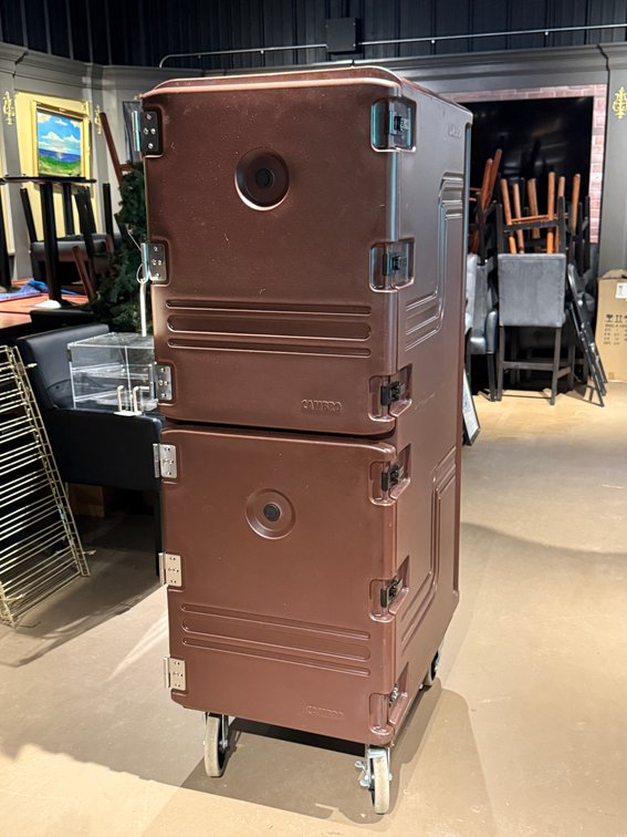 Portable insulated food storage cart