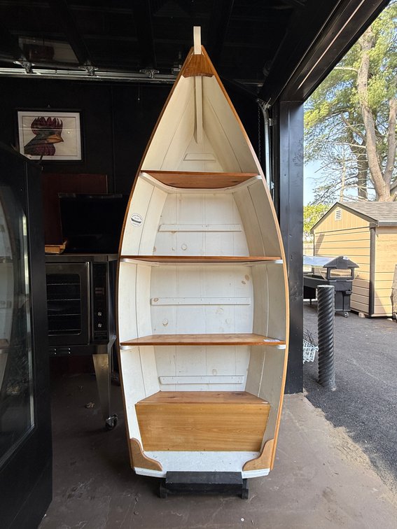 10' flat bottom boat on stand