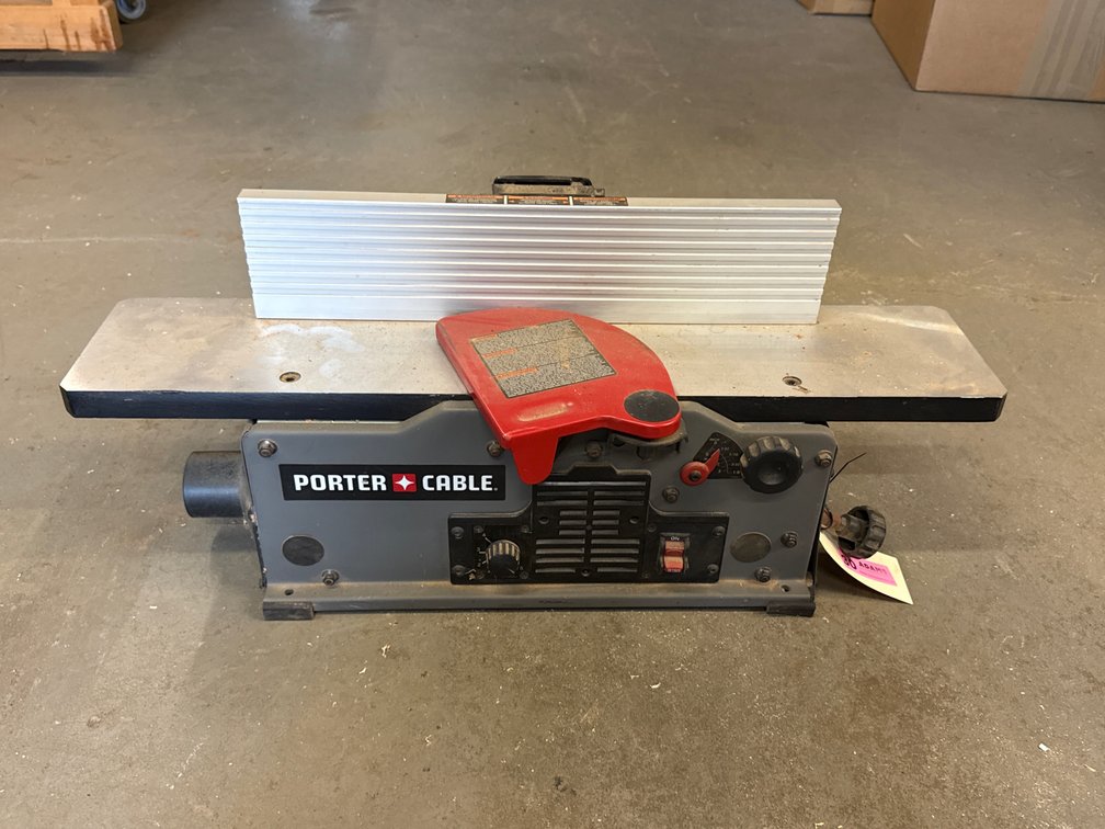 Porter-Cable PC160JT 6-Inch Variable Speed Bench Jointer