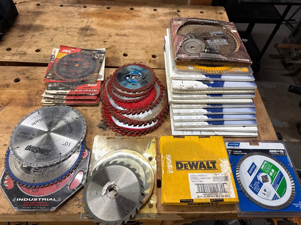 Assorted Circular & Diamond Saw Blades
